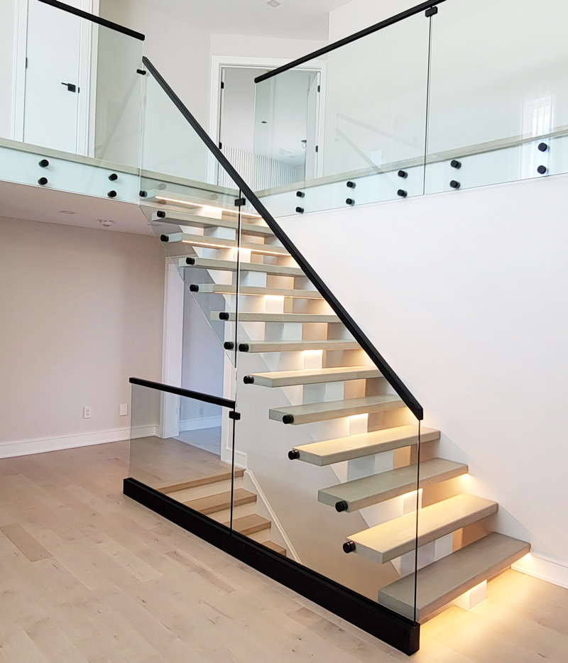 stair glass railing